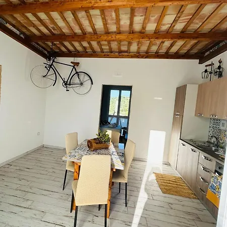 Sharon House 67 Holiday home